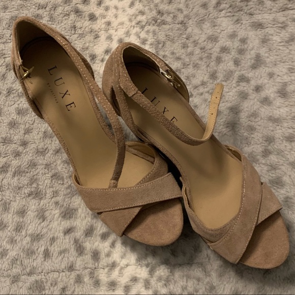 New suede wedge wood like heel. - Picture 5 of 5